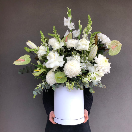 White Deluxe Hatbox